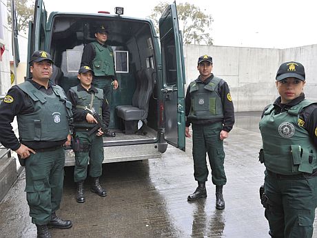 gendarmes-frustraron-a-tiros-el-robo-de-un-cajero-automatico-en-freire