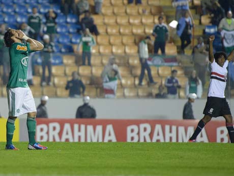 A Valdivia se le fue un penal y el Palmeiras quedó en zona de descenso directo